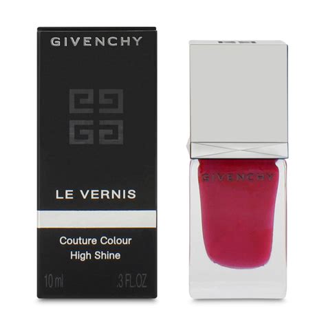 givenchy nail.fishia